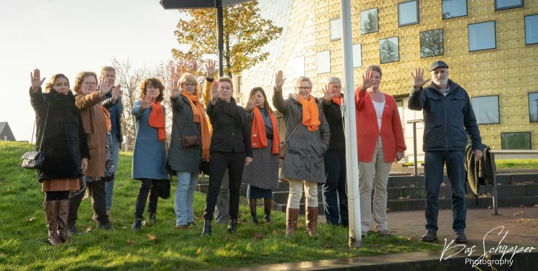 22-11-25 orange vlag 4