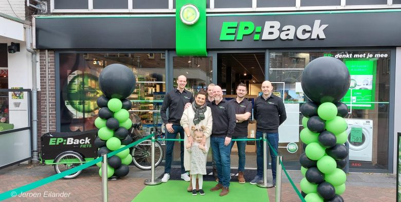 23-03-22 ep back opening 7