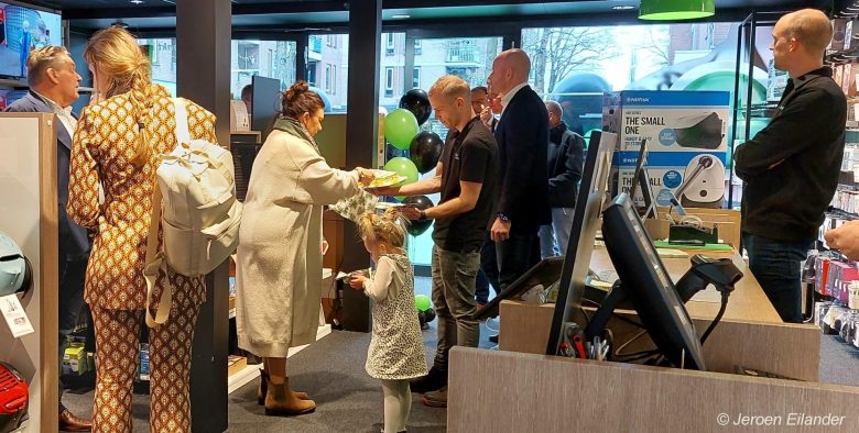 23-03-22 ep back opening 9