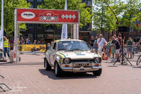 photo_5796521909343599729_y