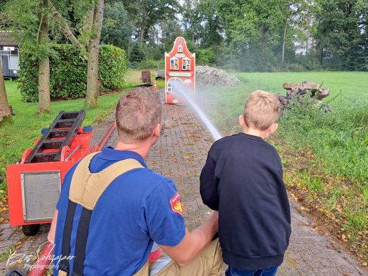 photo_5798607833225346795_y