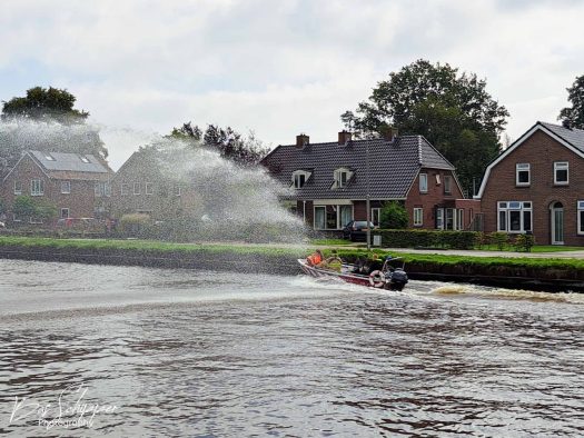 photo_5798607833225346797_y