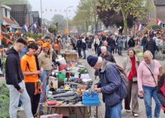 Vroege drukte op vrijmarkt Dedemsvaart