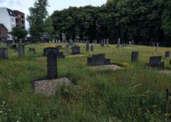 Gemeente blijft bij standpunt: geen geld voor grafstenen