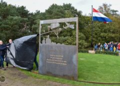 Vernieuwd monument Stegeren onthuld (met video) Vernieuwd monument Stegeren onthuld (met video)