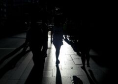 Omroep NOOS op locatie tijdens Midnightwalk