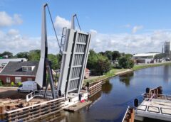 Bruggen dicht en test van damwanden