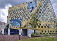 Nog geen (financiële) oplossing voor gevel gemeentehuis