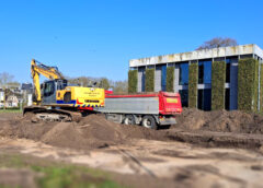 Bouwen op braakliggende kavel bij entree Hardenberg