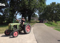 VIDEO – Oldtimerclub bezoekt museumboederij in Oud-Bergentheim