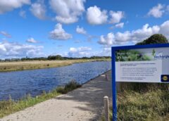 Extra zand en onderhoud strandje Gramsbergen