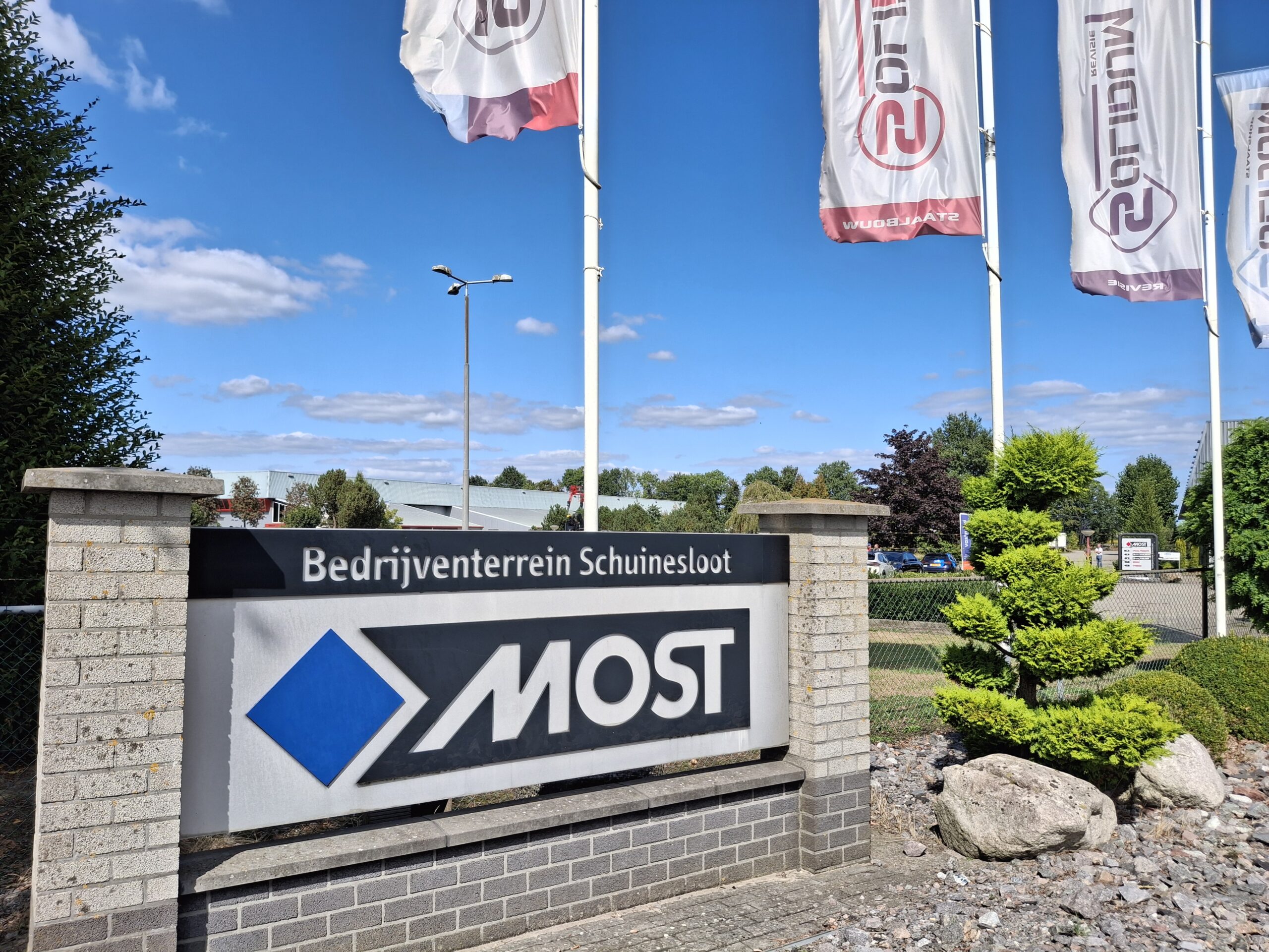 bedrijventerrein Van der Most Schuinesloot