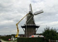 Molen De Star krijgt verfbeurt